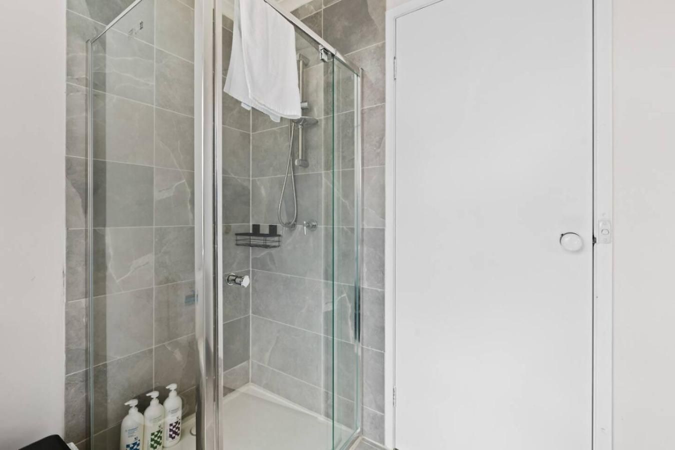 Holiday home Full Ac Renovated And Close To Sunnybank And Shops Brisbane