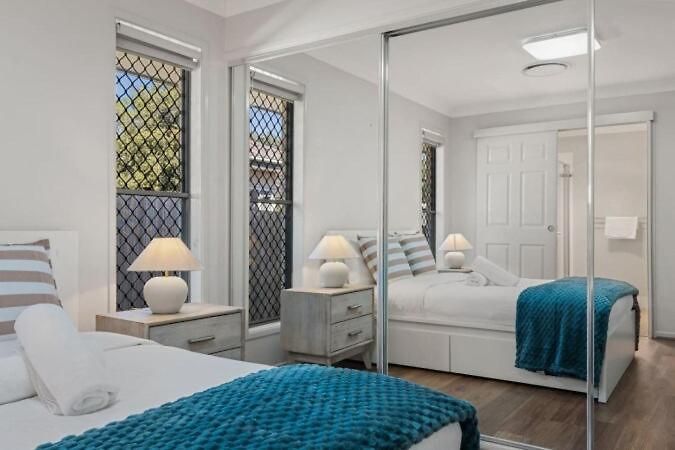 Pet Friendly &amazing Location 4 Bedroom House