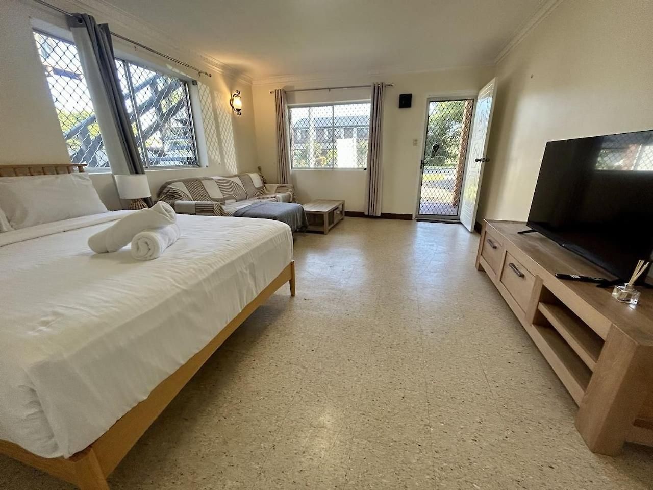 Great Value In Robertson 5 Mins To Shops Brisbane
