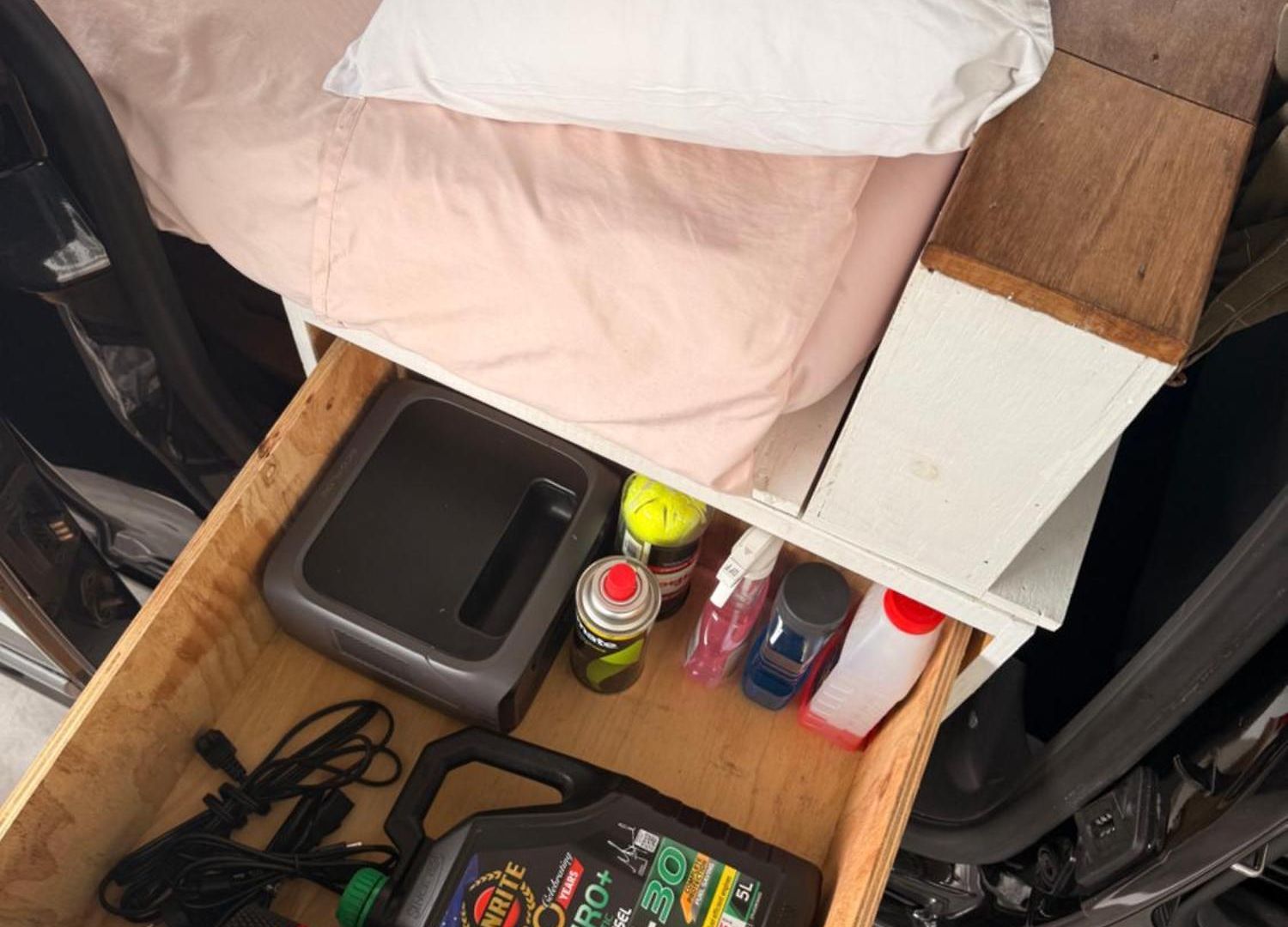 Luxury tent Caddy Car