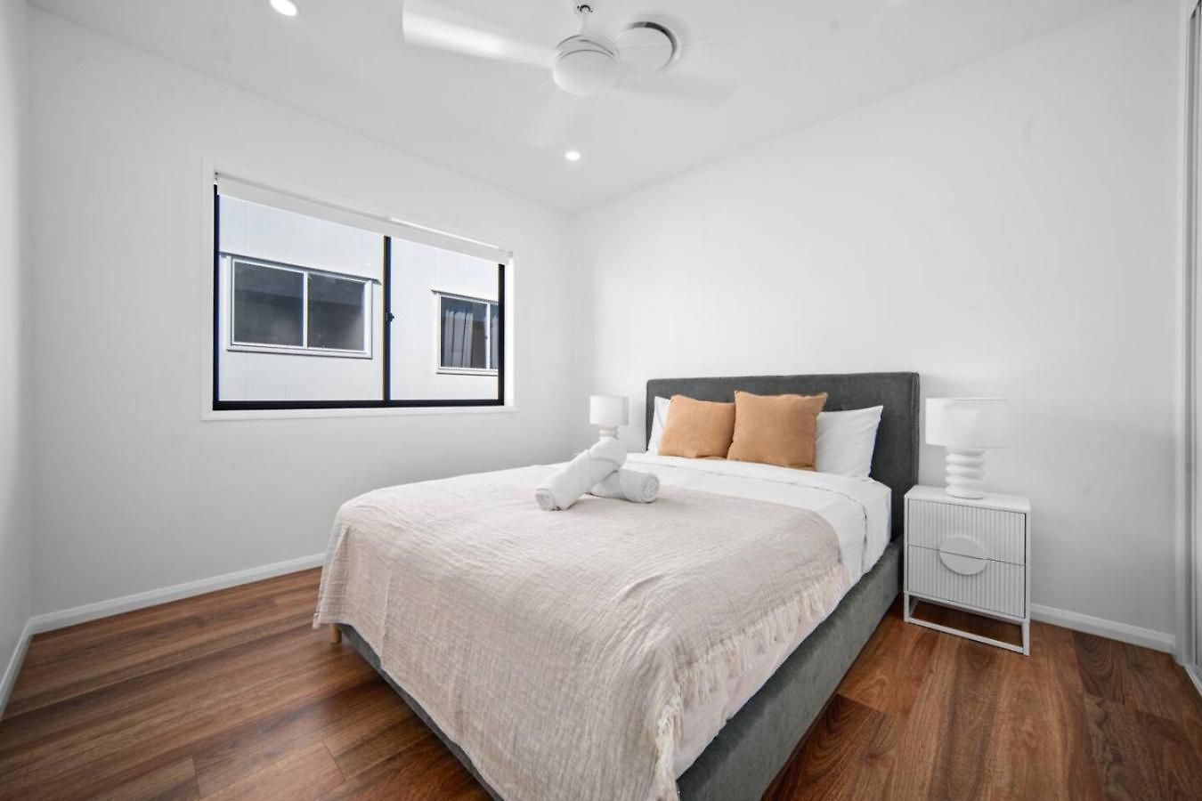 Comfortable 4 Bedroom Family With 3 Bathrooms And Air Conditioning Holiday home Brisbane