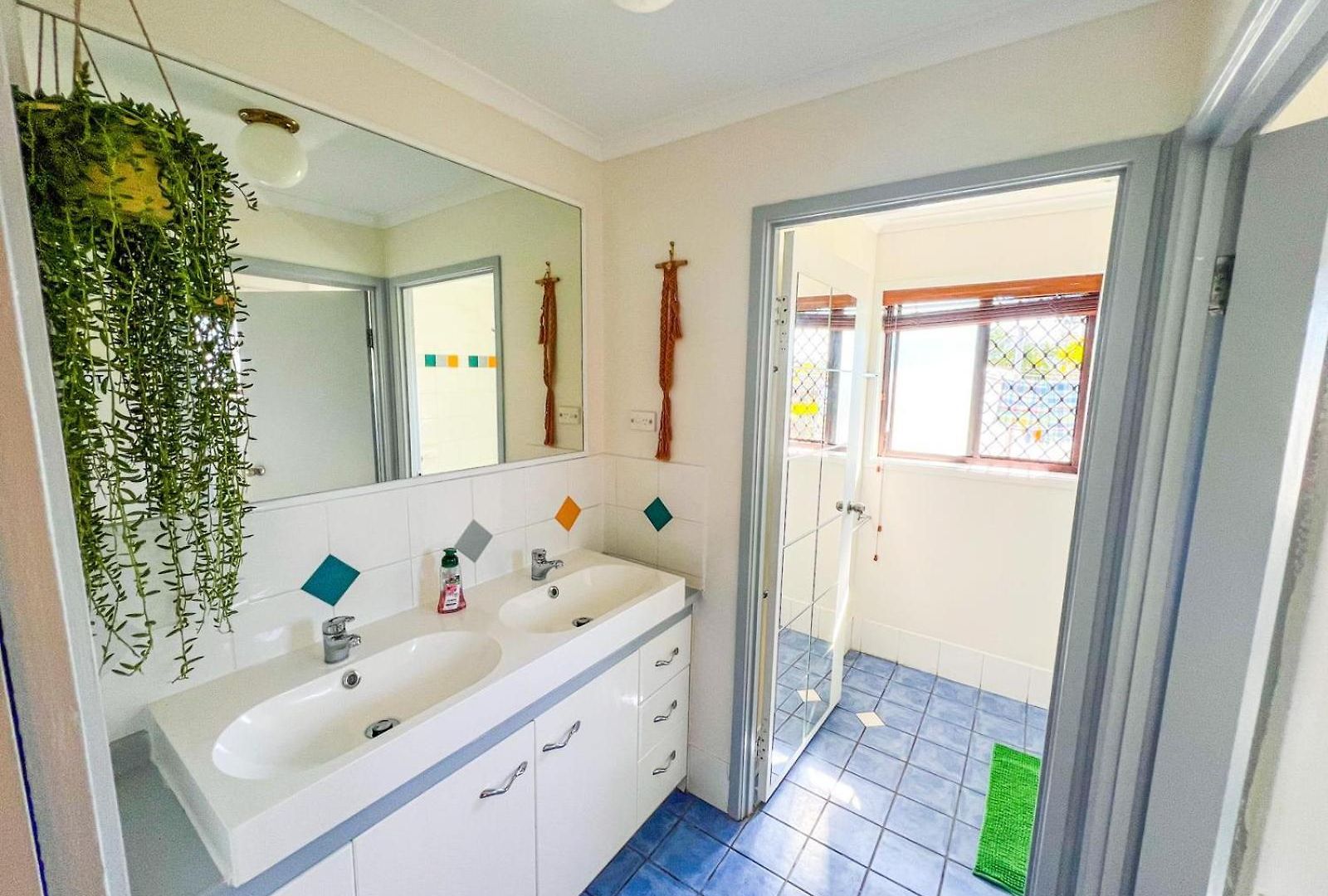Islington Youth House * Brisbane