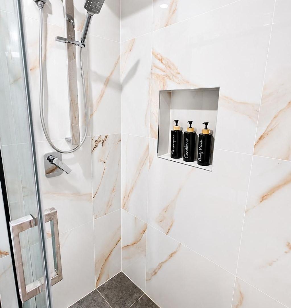 The On Morden - Private Ensuite Guest house