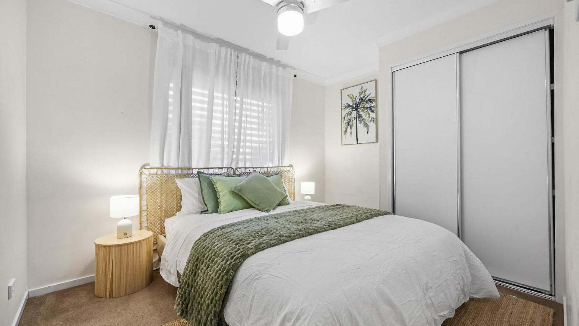 2-storey 3br Haven - Sleeps 8 - Free Parking & Gym Holiday home