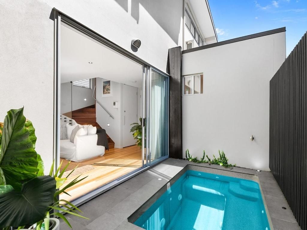House New Farm Architecturally Designed *