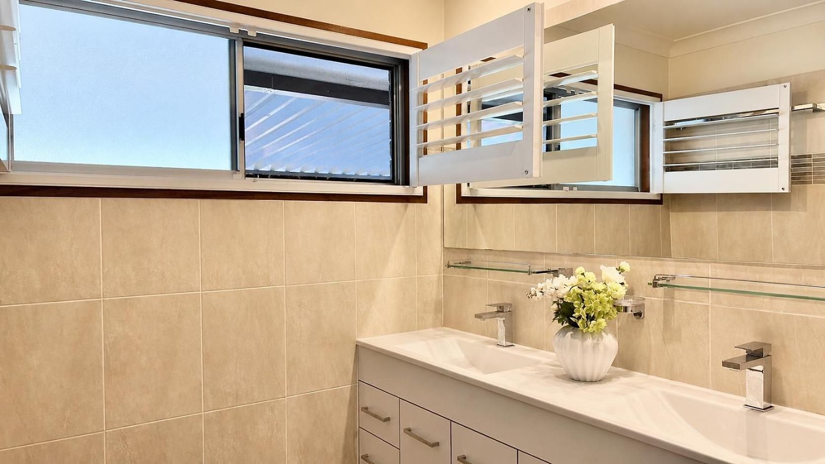 Quiet & Convenient 3br In Runcorn * Brisbane