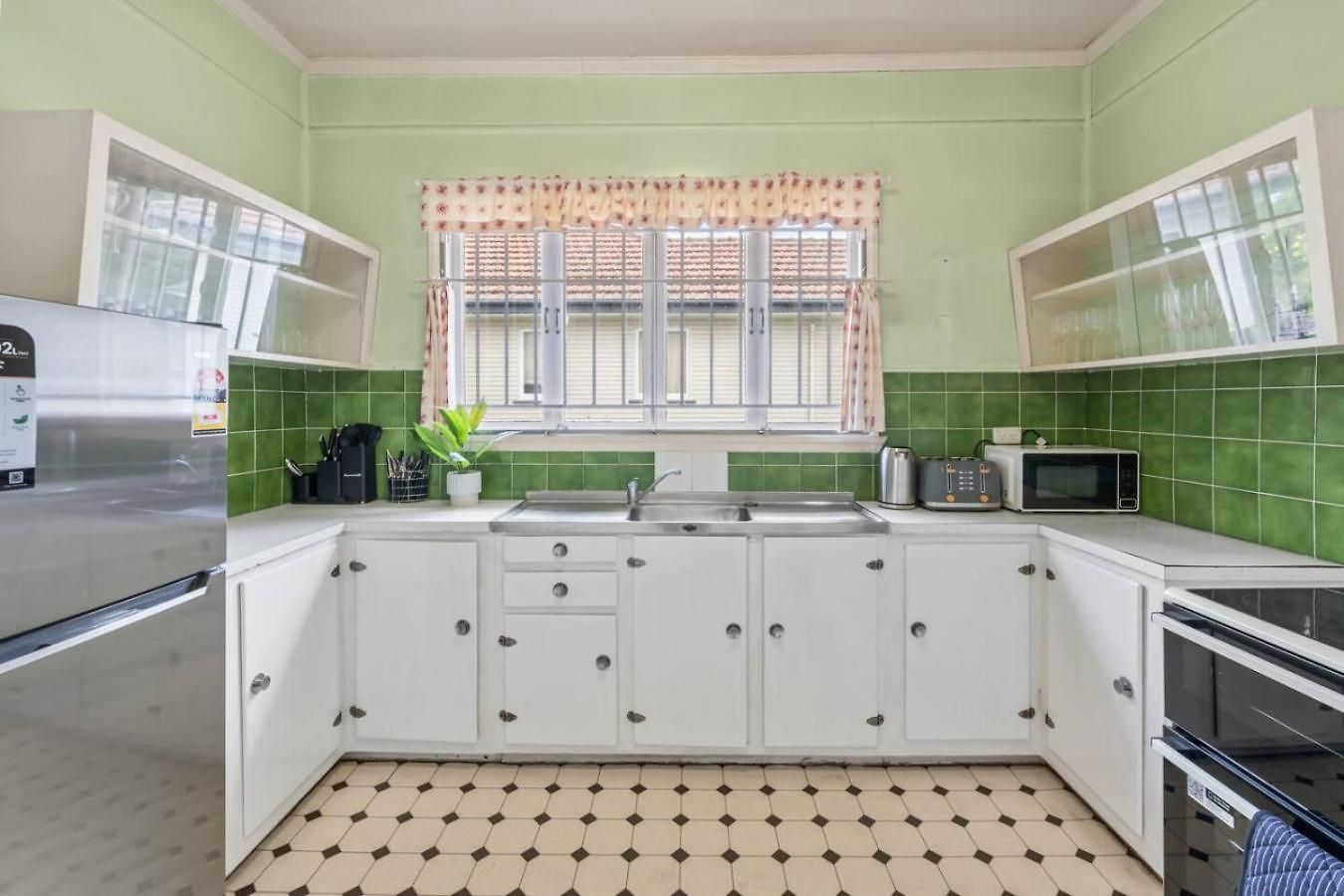 Budget Friendly For 7 Two Minutes Walk To Train * Brisbane
