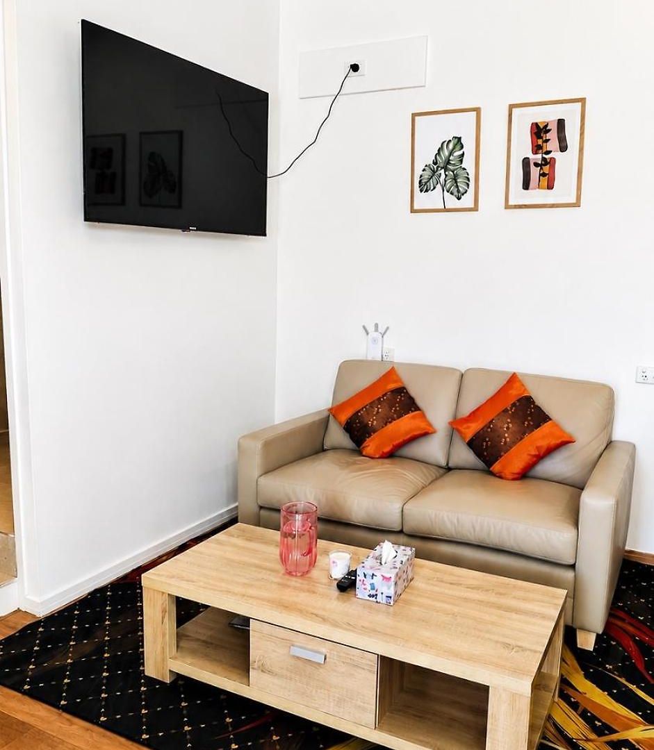 Private Guest House, Separate Entry Guest house Brisbane