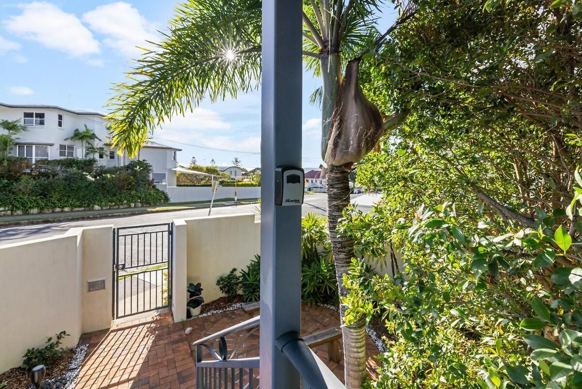 Manly View Townhouse Haven Brisbane