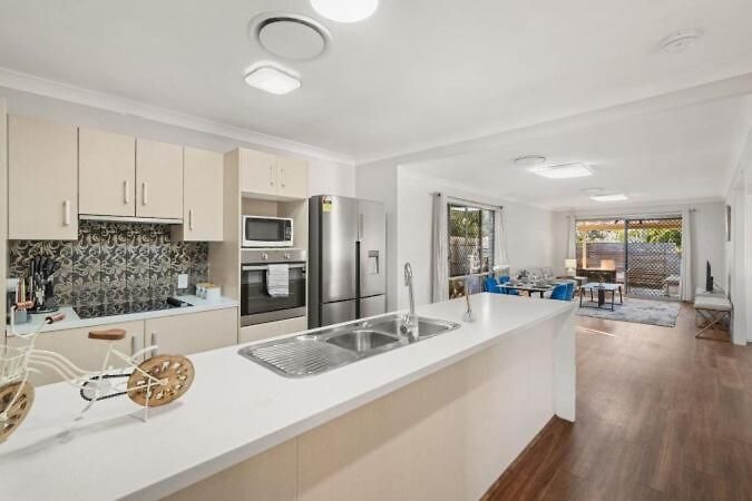 Pet Friendly &amazing Location 4 Bedroom House