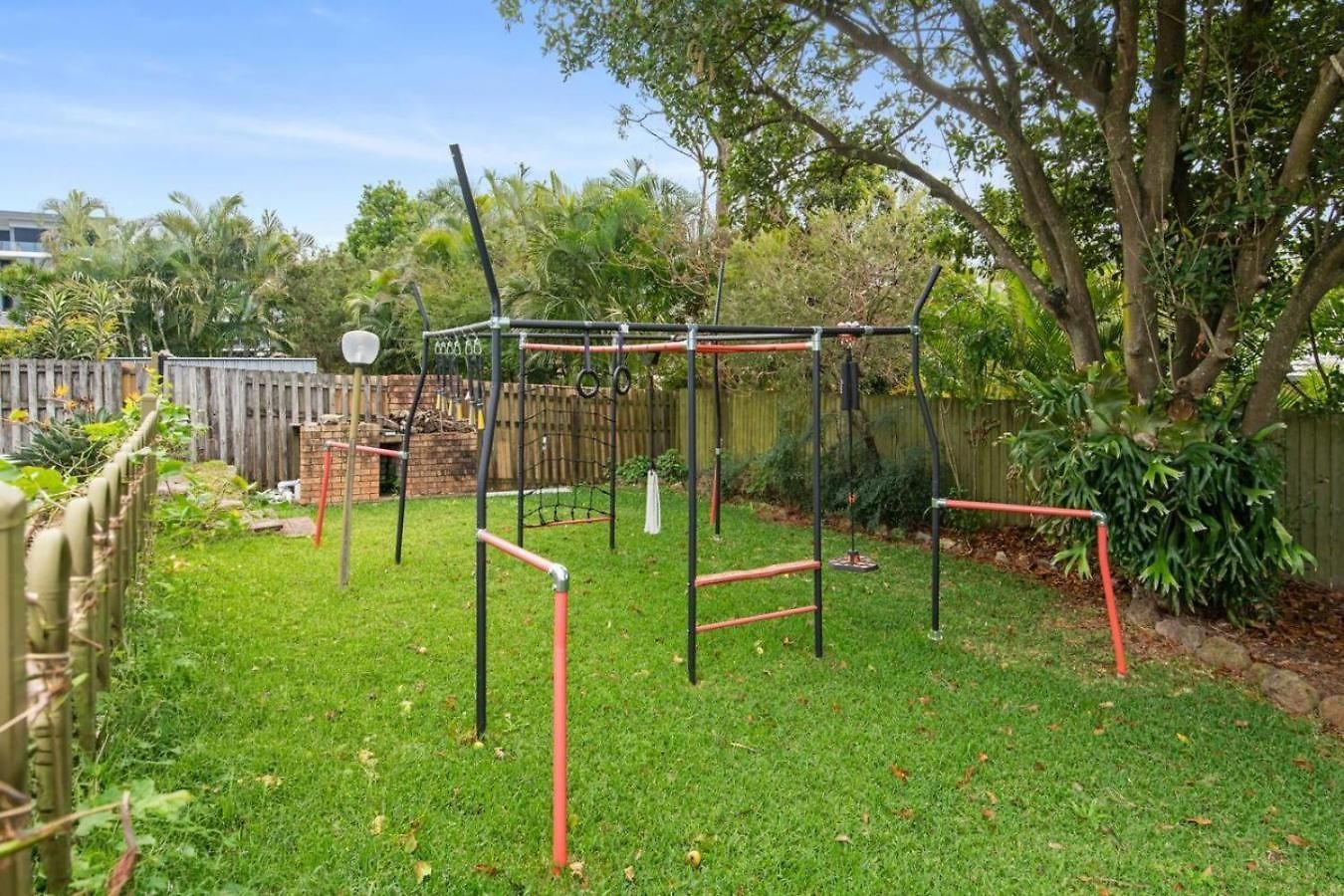 Brand New Modern Comfort Study And Gym Brisbane