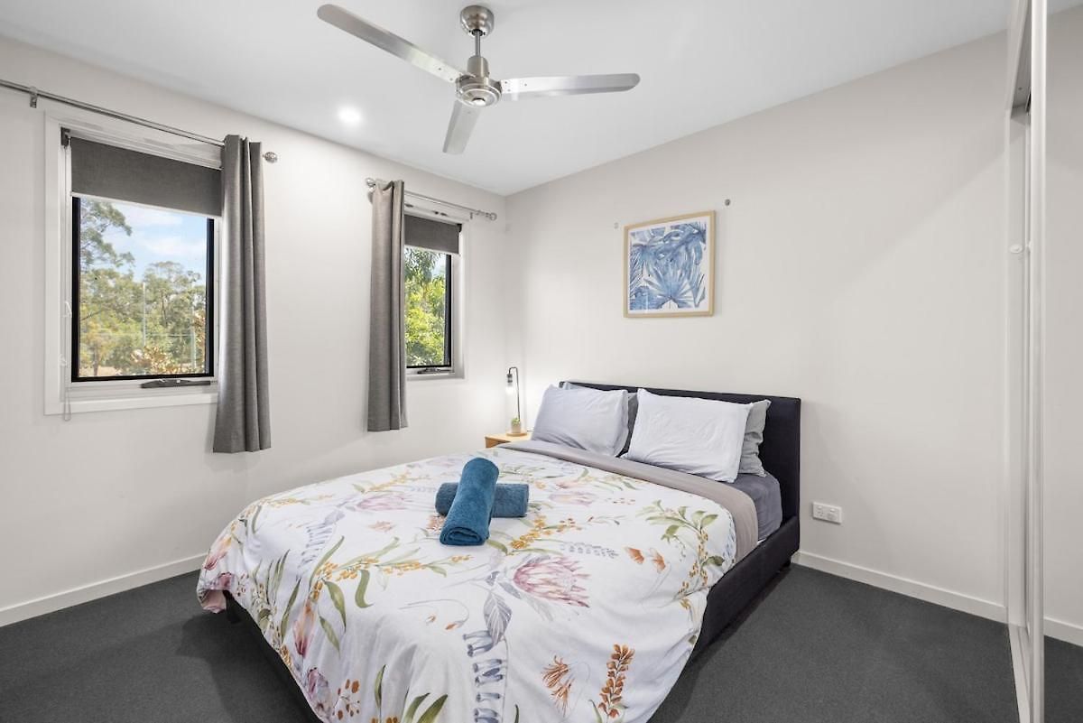 Holiday home Spacious 3 Bedroom Townhouse In Prime Location! Brisbane