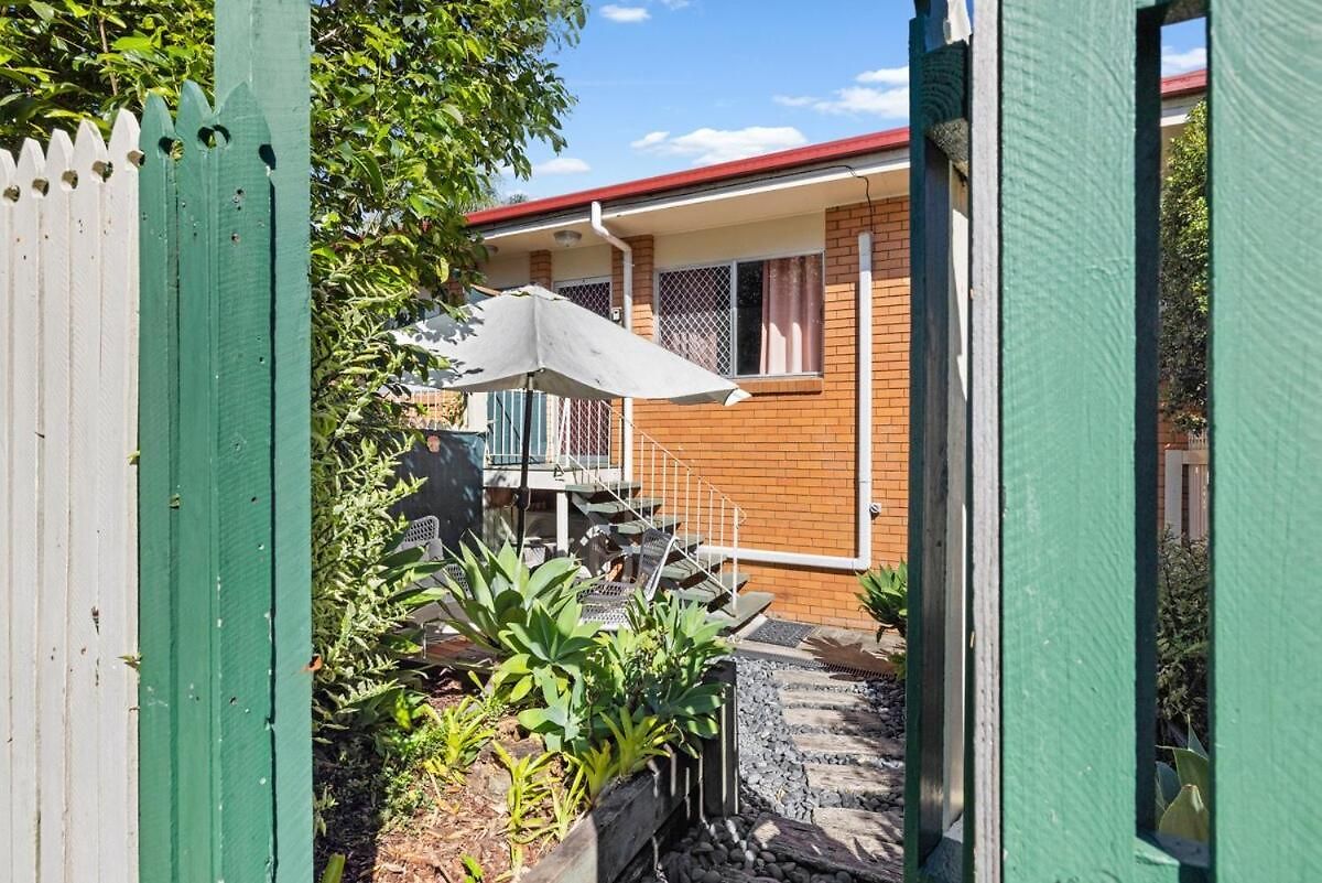 Beautiful 2 Bedroom Unit In Prime Location! Holiday home