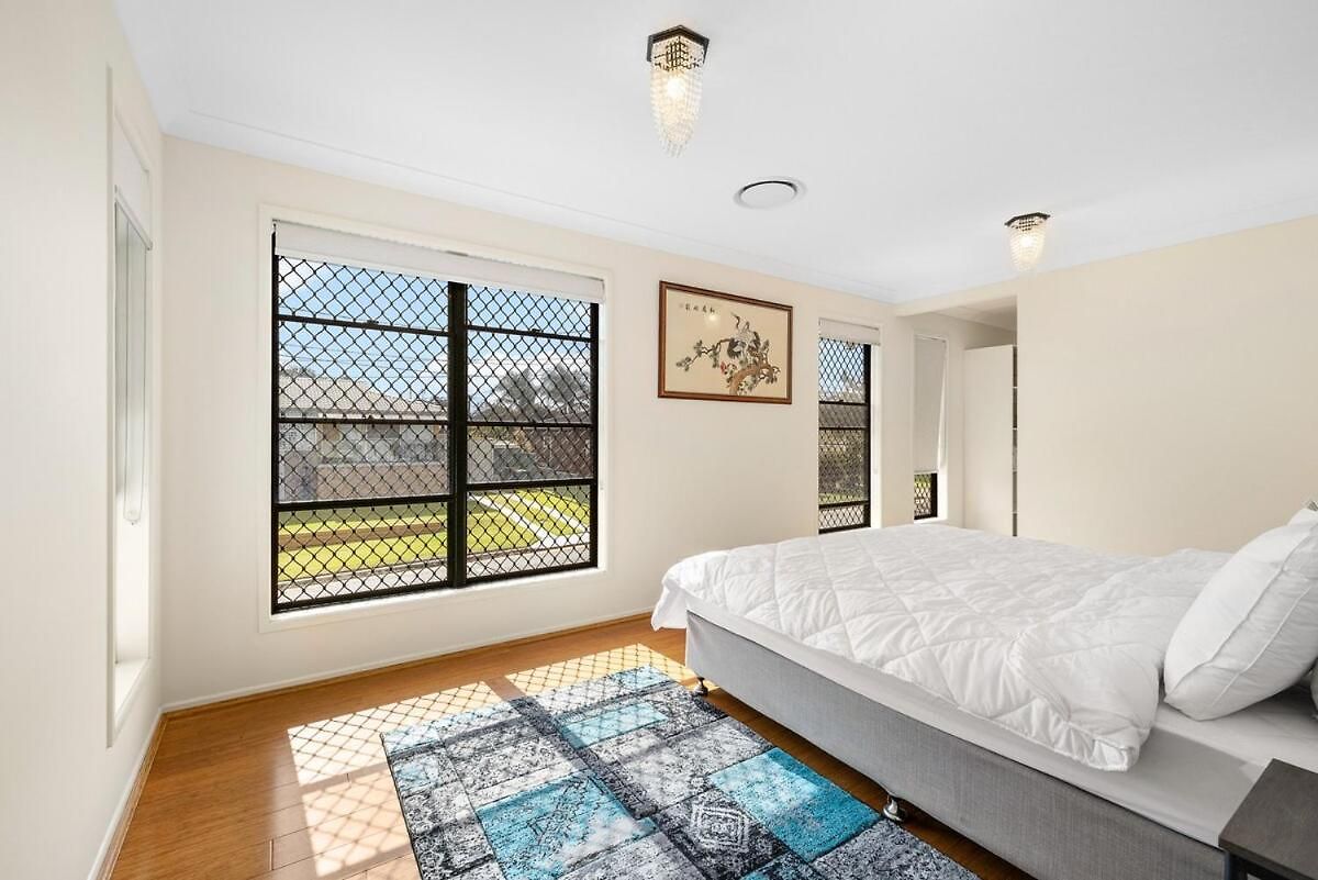 Bayside Mansion Sleeps 14 Pool Sauna Kids Holiday home