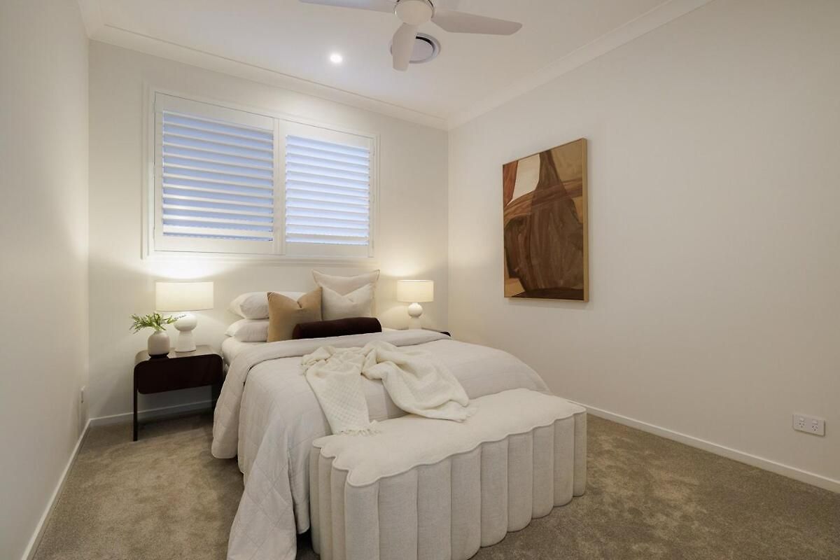 Nordica Luxury Bayside Retreat Wynnum Sleeps 10 Holiday home Brisbane