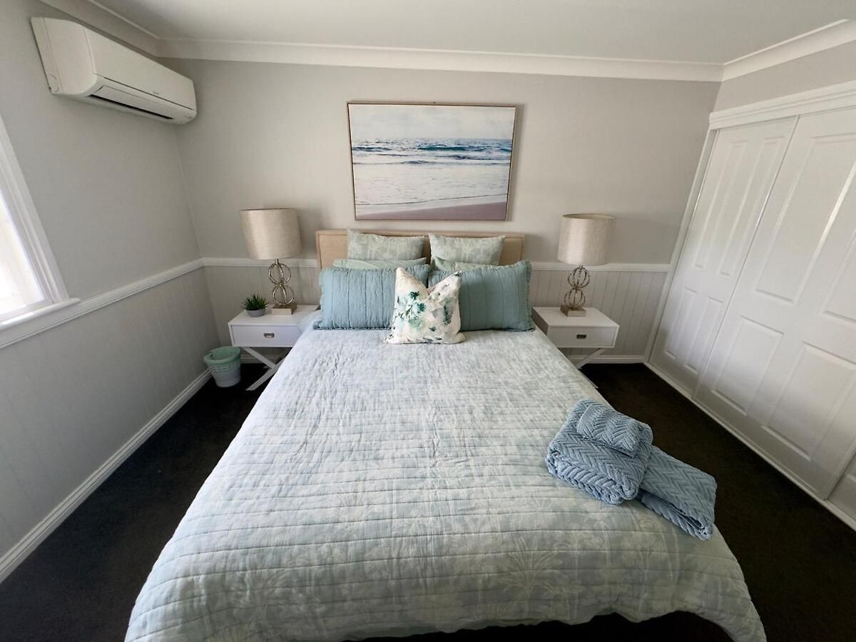 Bay Breeze Manor Grand 5br Queenslander Haven Holiday home *