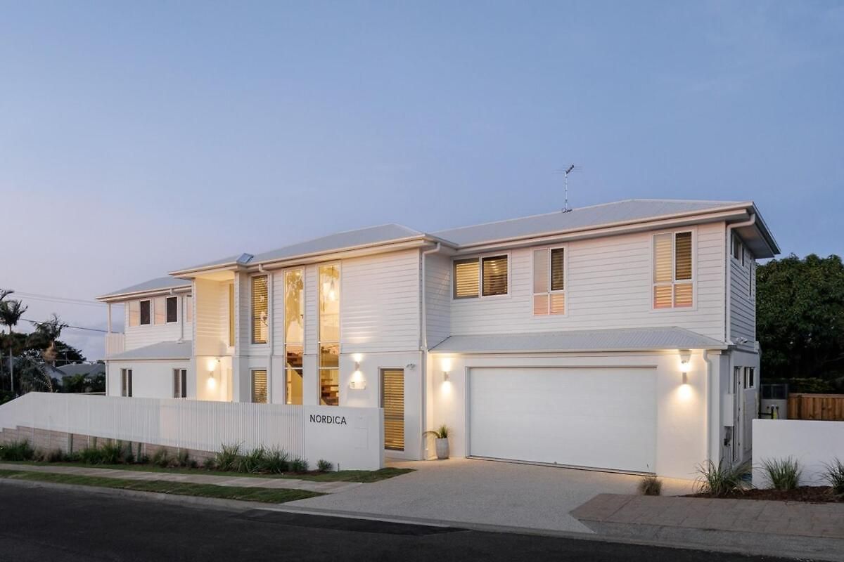 Nordica Luxury Bayside Retreat Wynnum Sleeps 10 * Brisbane