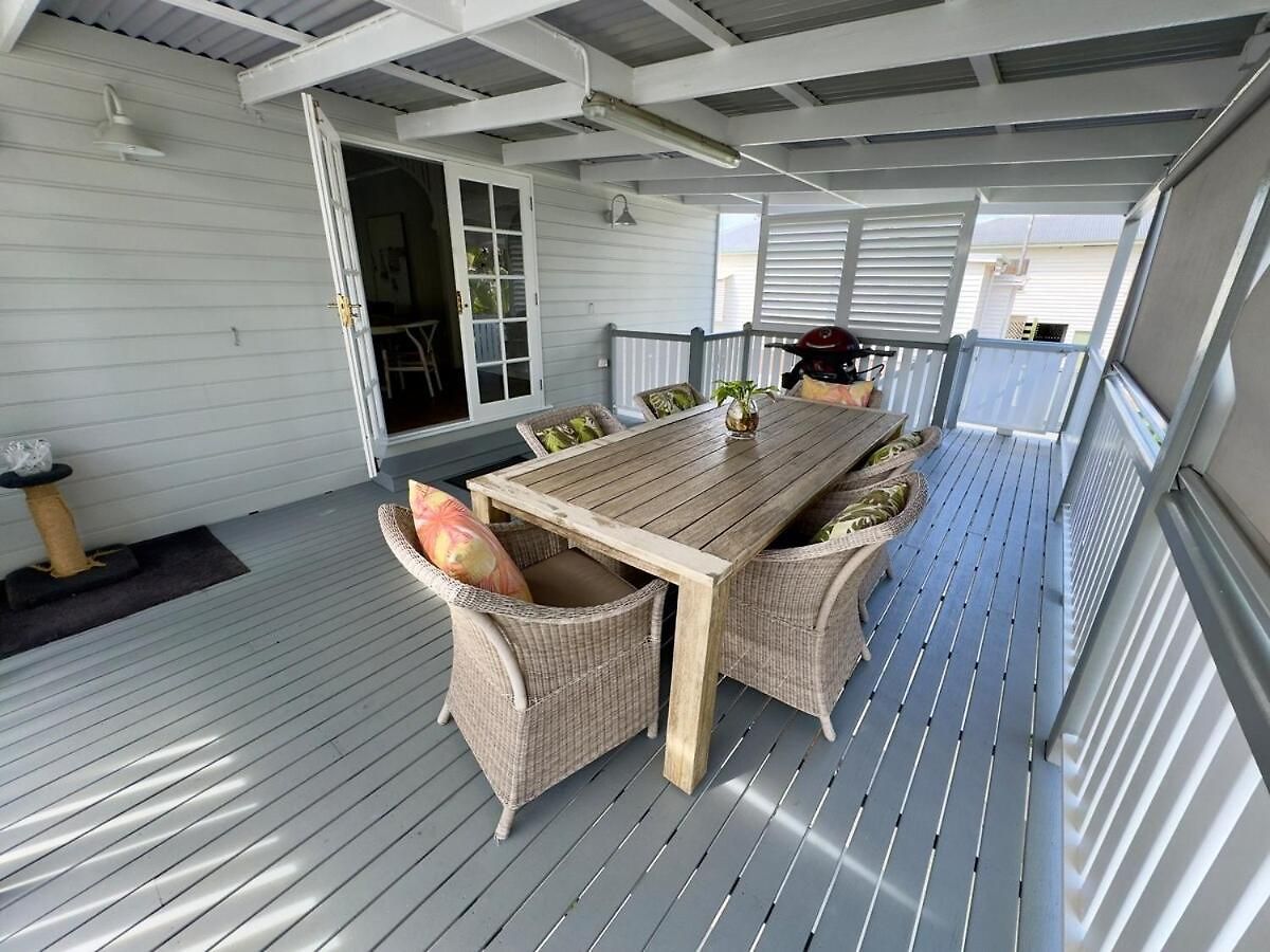 Bay Breeze Manor Grand 5br Queenslander Haven Brisbane