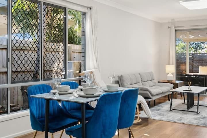 Pet Friendly &amazing Location 4 Bedroom House Holiday home