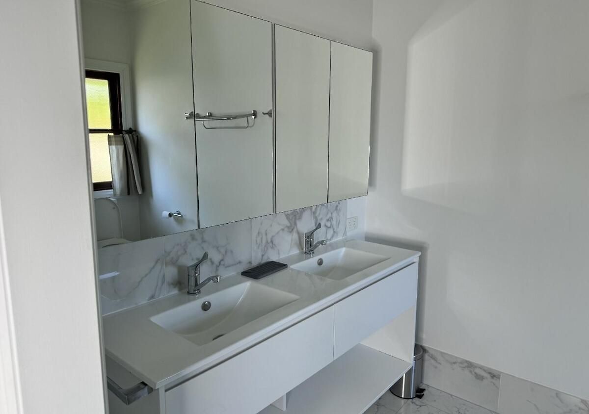 6 Beds Stylish Home In Coorparoo, 10 Mins To Cbd Brisbane