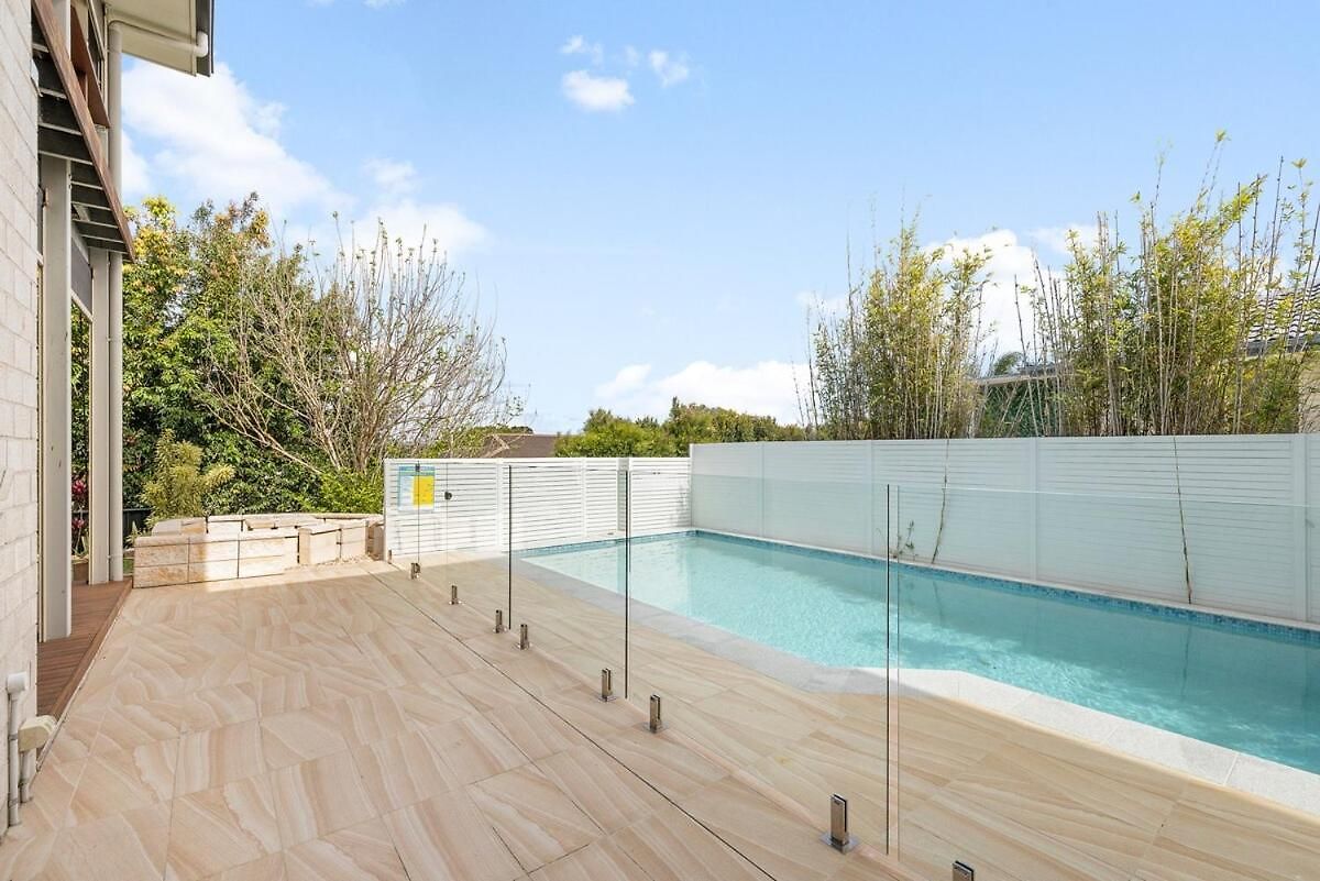 Holiday home Bayside Mansion Sleeps 14 Pool Sauna Kids Brisbane