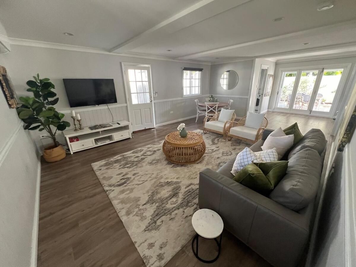 Bay Breeze Manor Grand 5br Queenslander Haven Brisbane