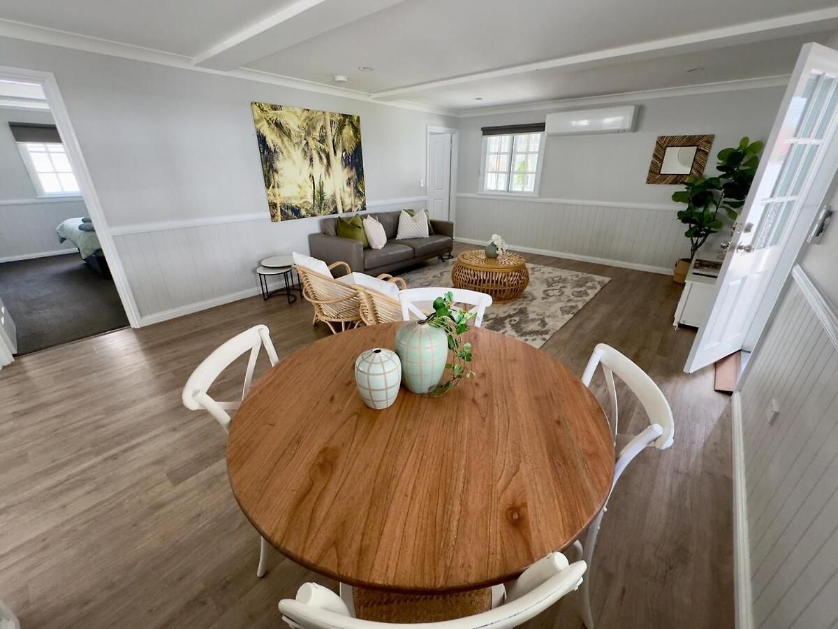 Bay Breeze Manor Grand 5br Queenslander Haven Holiday home *