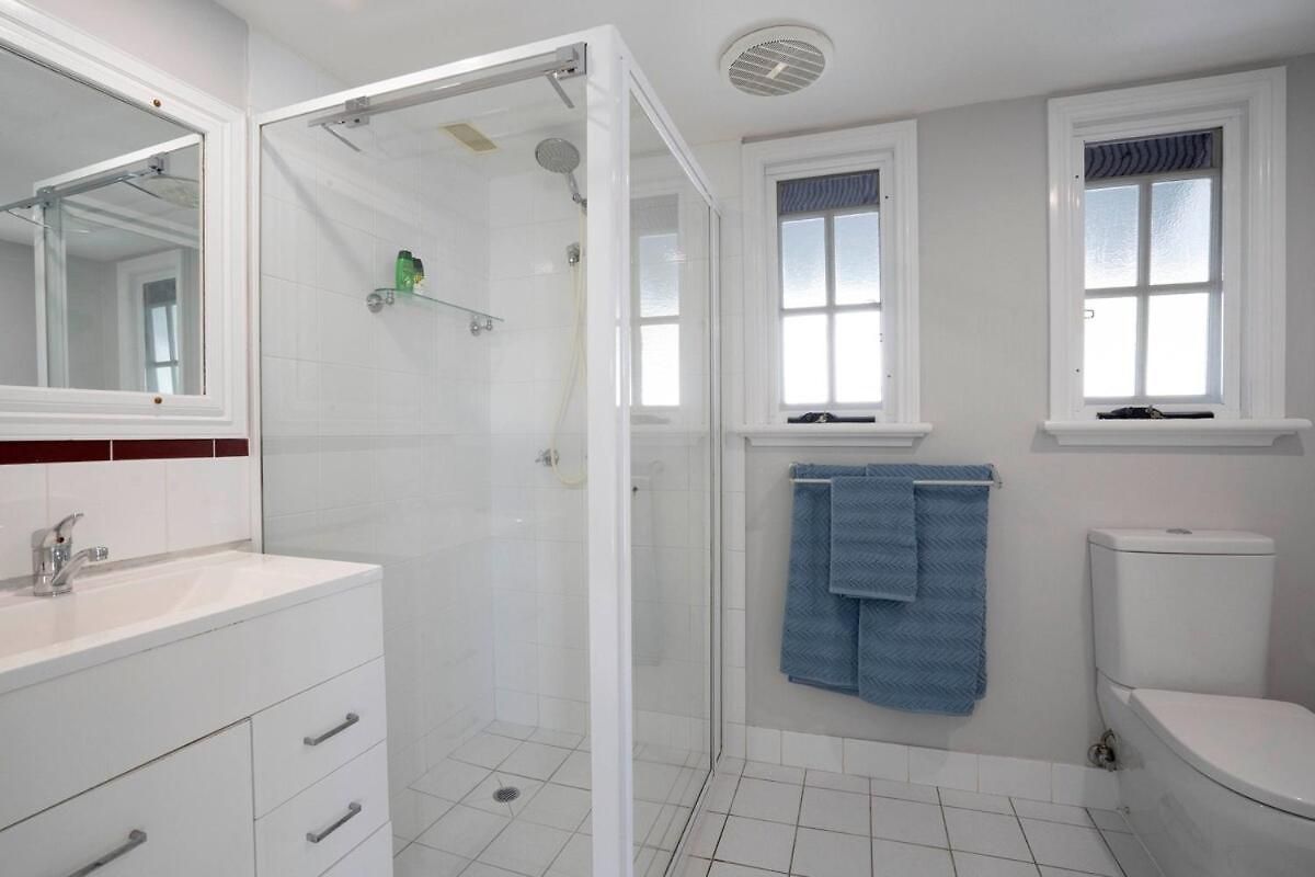 Bay Breeze Manor Grand 5br Queenslander Haven