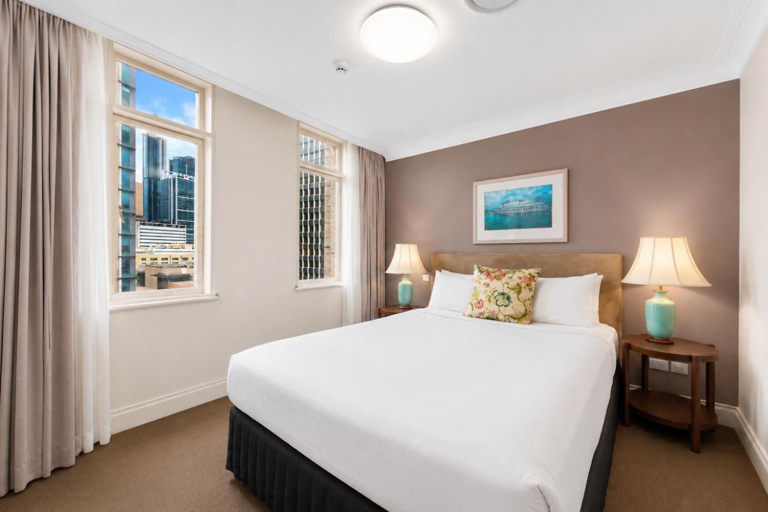 Heritage Queen Street Apartment *