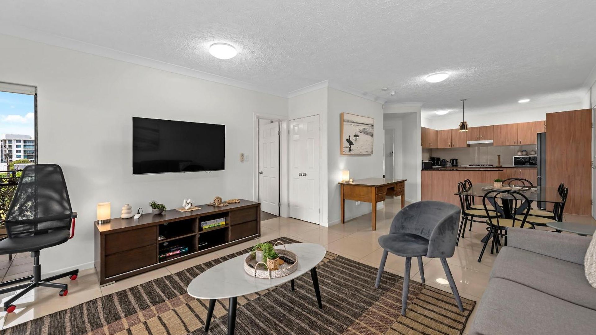 Spacious 2br With Wifi, Parking & Balcony Apartment Brisbane