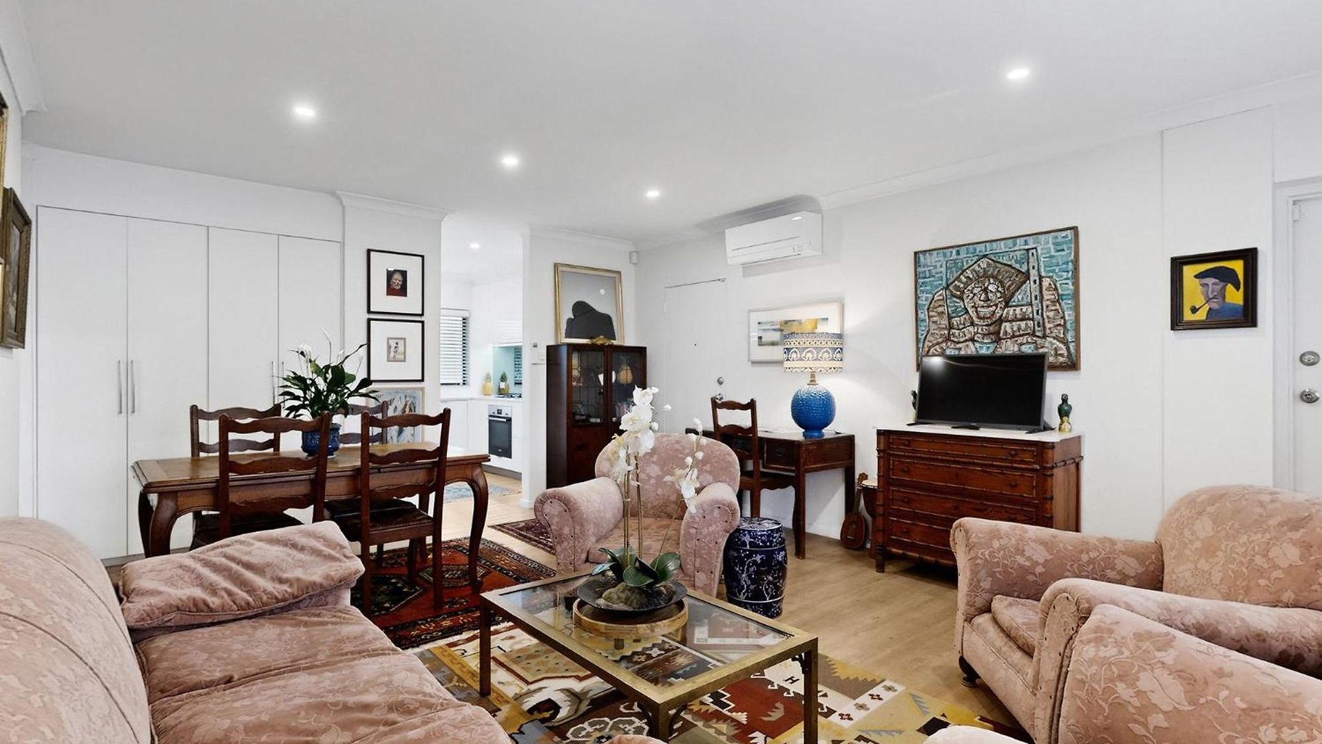 Apartment Balcony 2-bed In Ashgrove