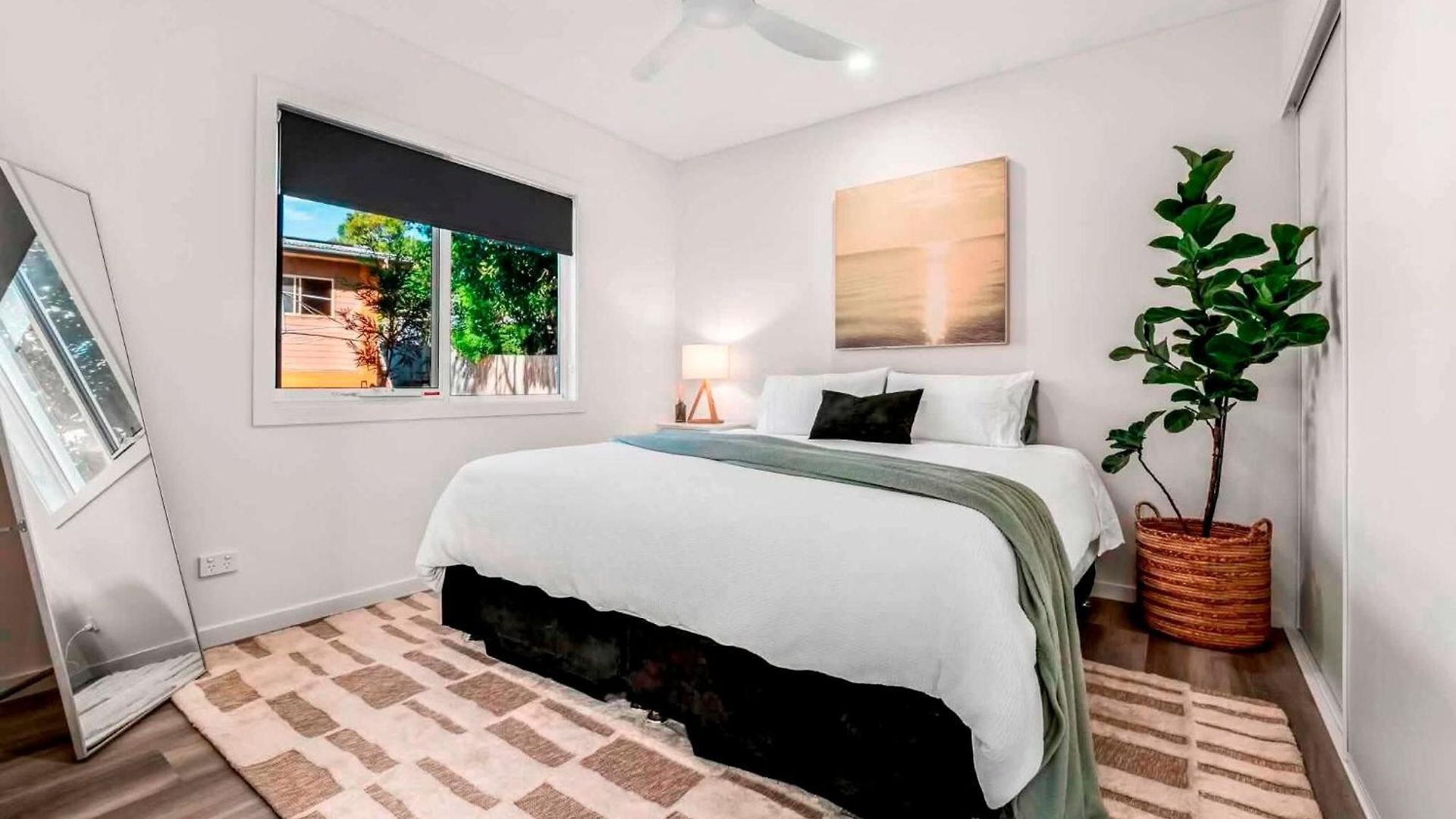Private Modern - Separate Entry Brisbane