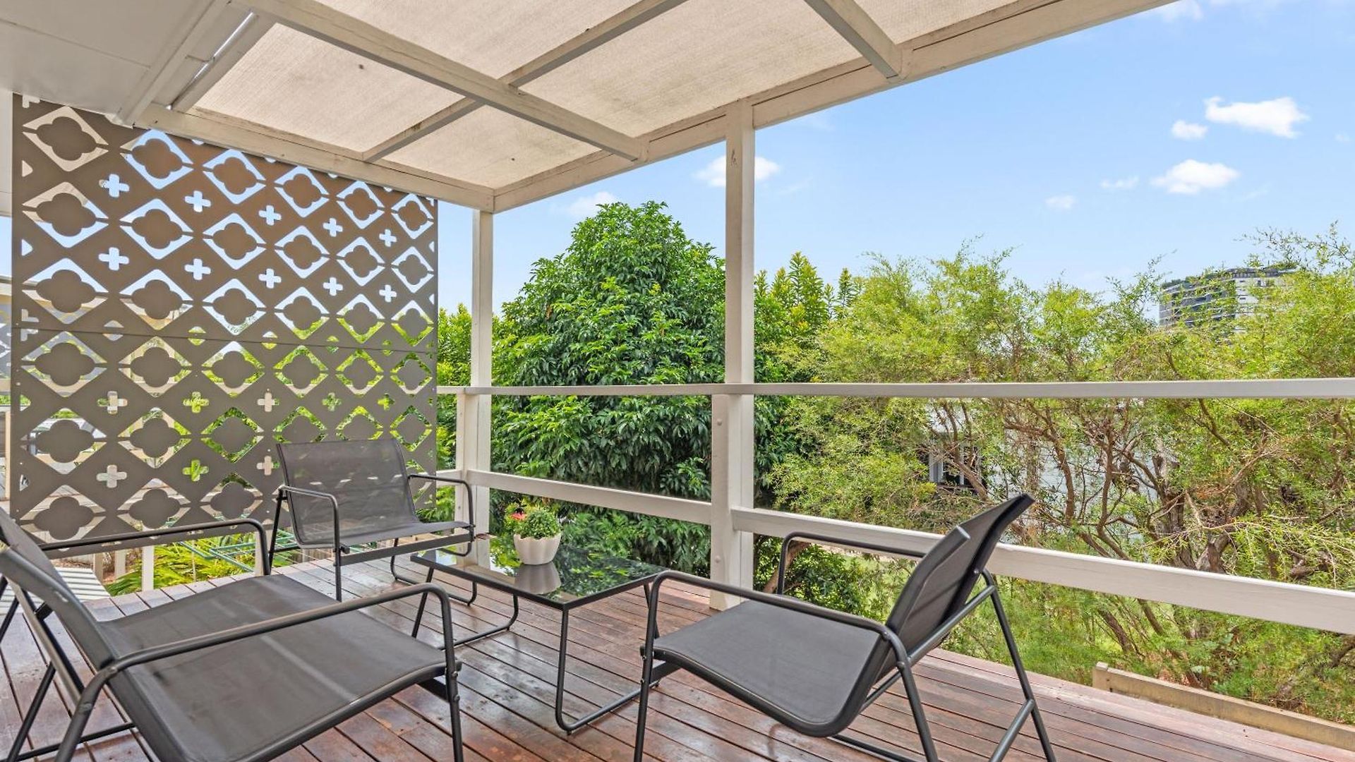 Cozy 1br W Balcony, Parking, Wifi And Study Desk Apartment Brisbane