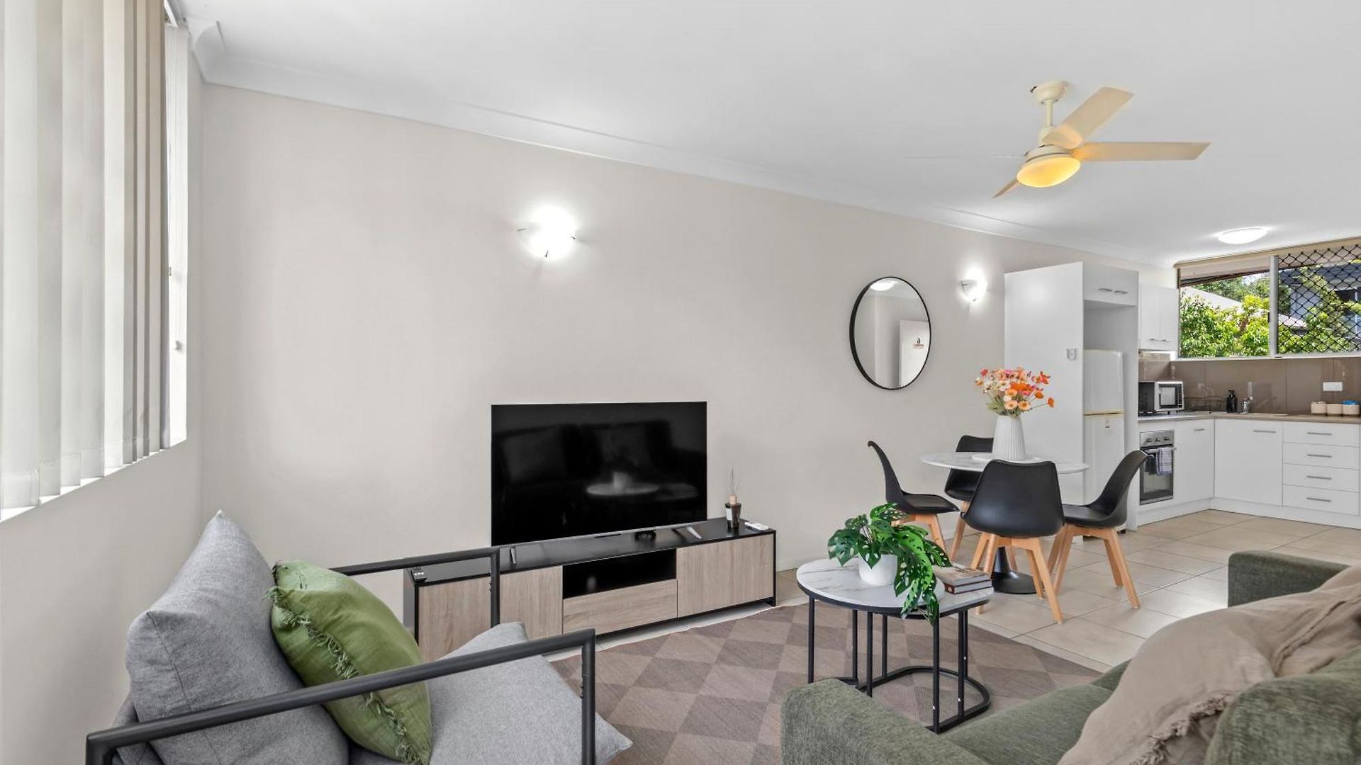 Cozy 1br Near Hospitals And Cbd With Parking! Apartment