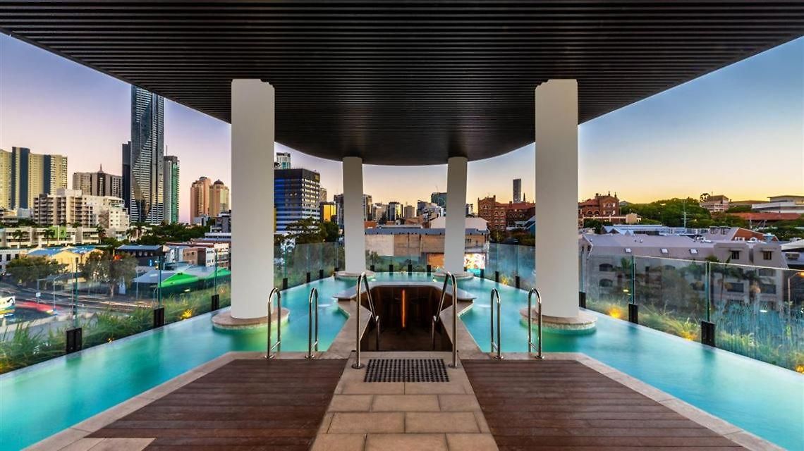 Mickey Clubhouse 1br With Pool, Gym & Brisbane