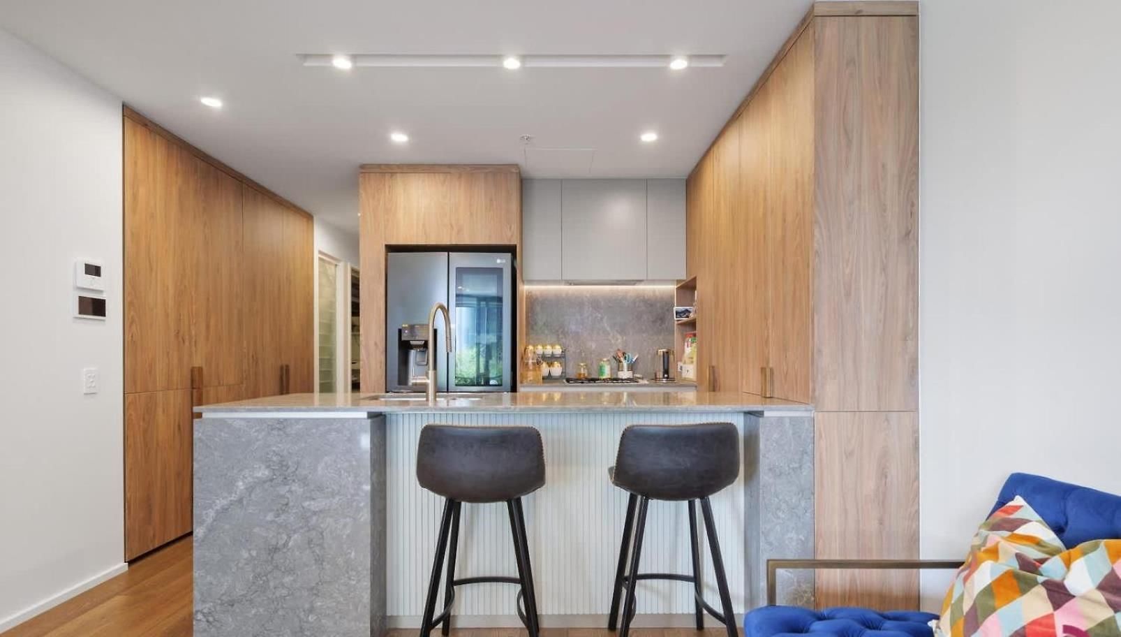 Enclave West End Apartment *