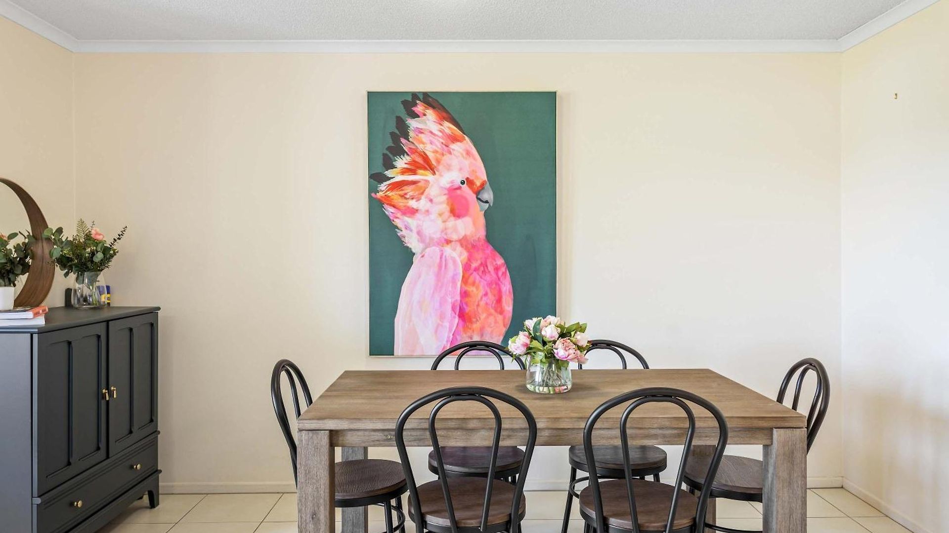 Family-friendly 2 Bed Retreat Yard Parking Albion Brisbane