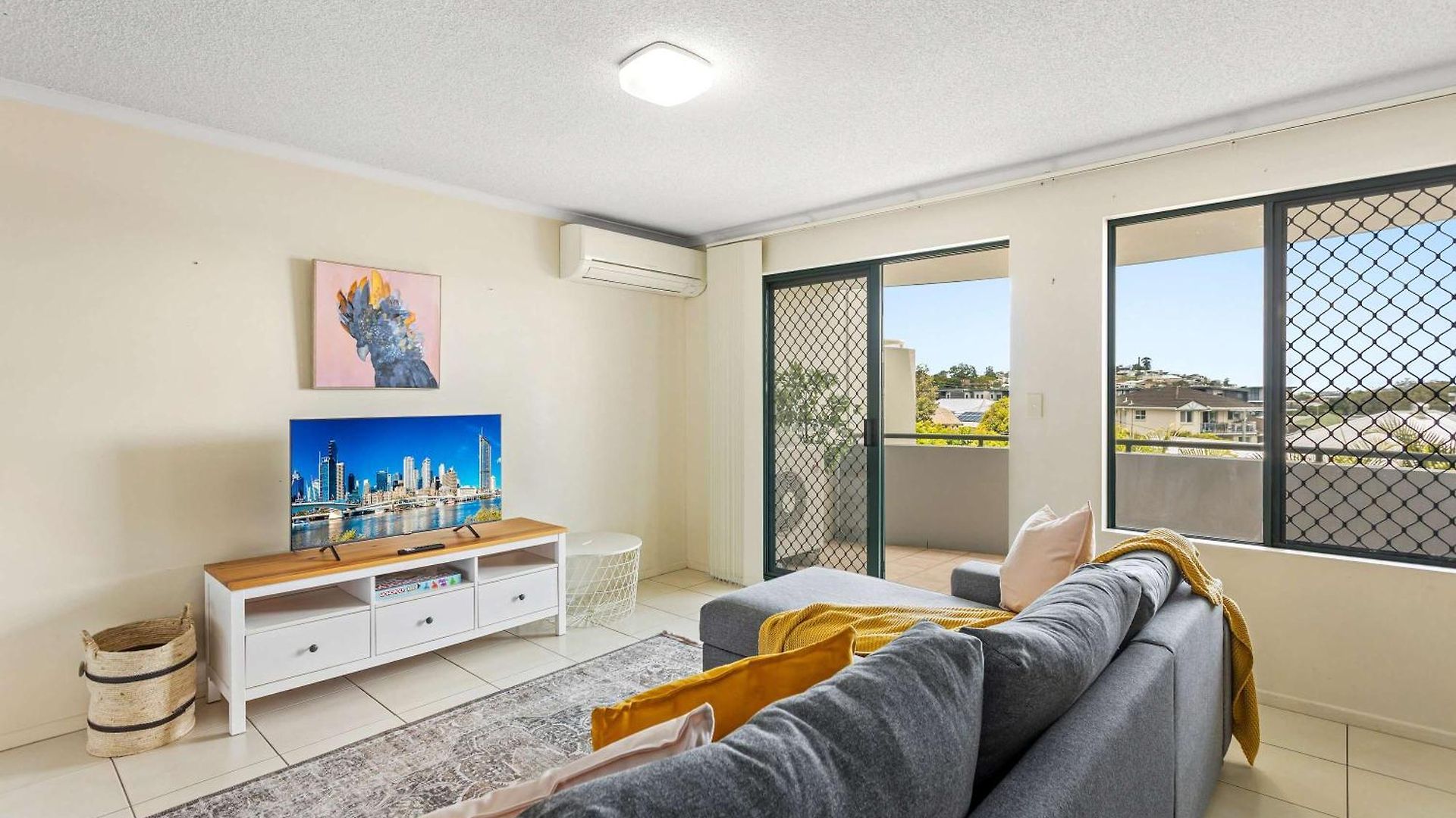 Family-friendly 2 Bed Retreat Yard Parking Albion