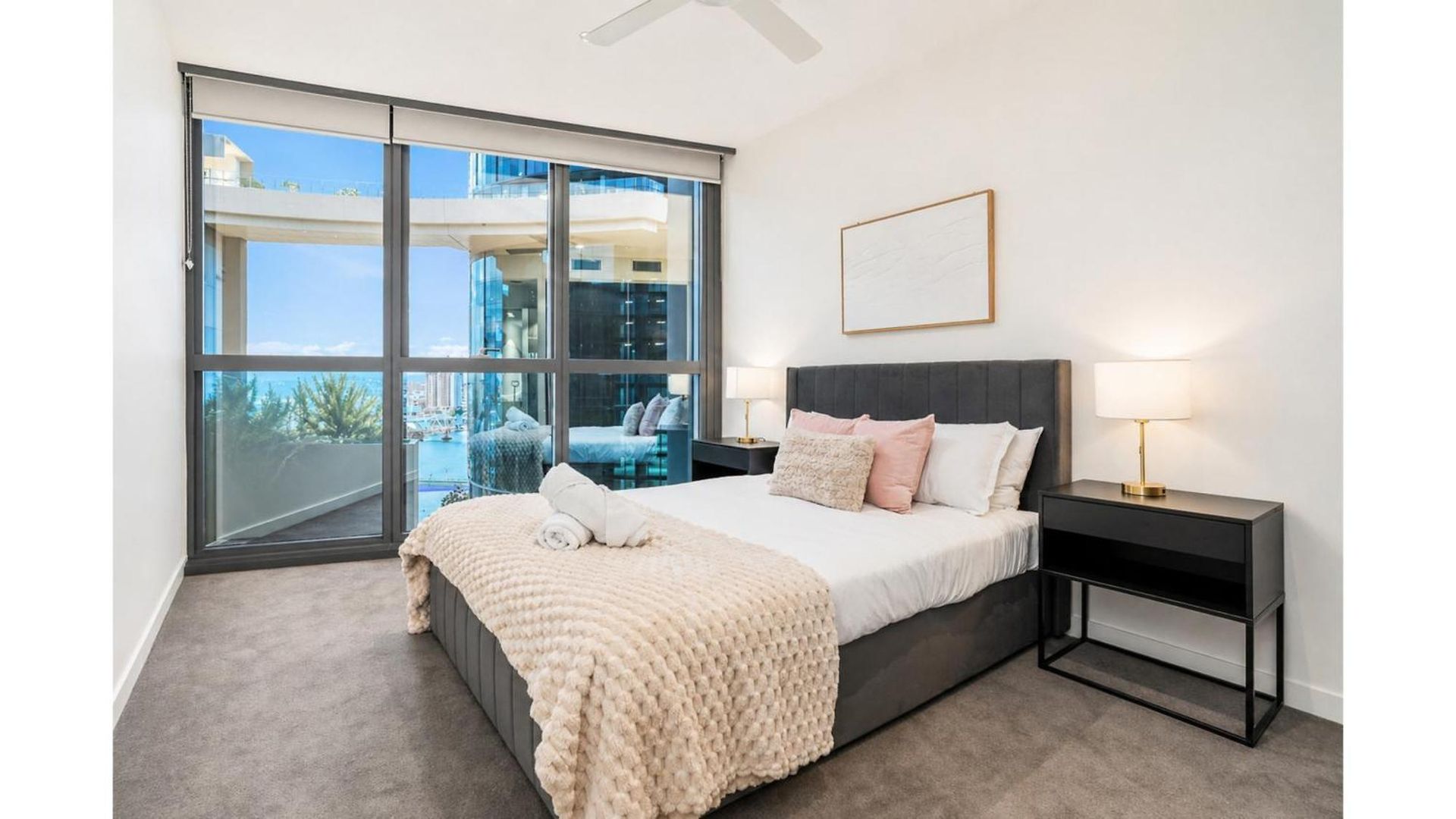 Sky High Luxury 2 Bedroom Cbd With Pool Gym And River Views Brisbane