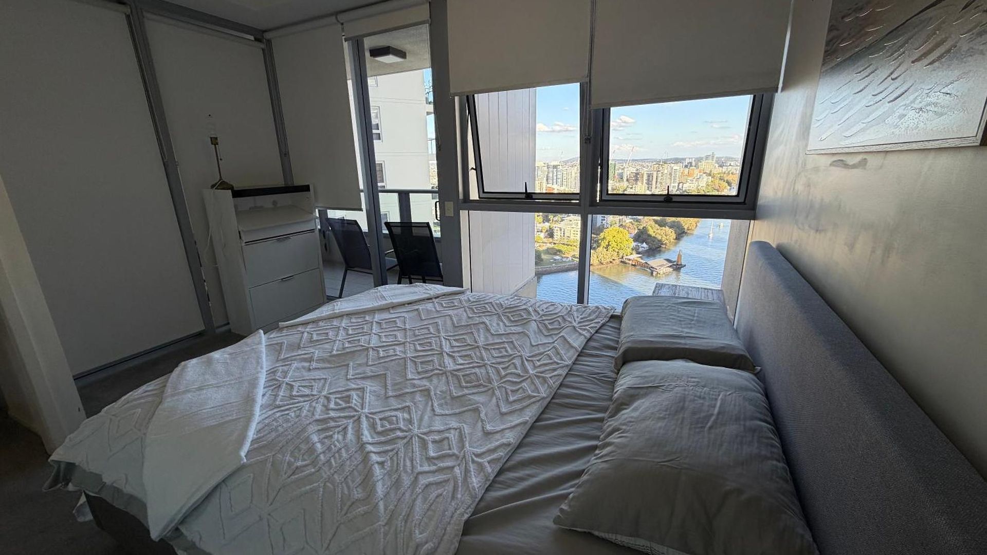 Apartment 2bed 2bath Riverfront Luxury Views Brisbane