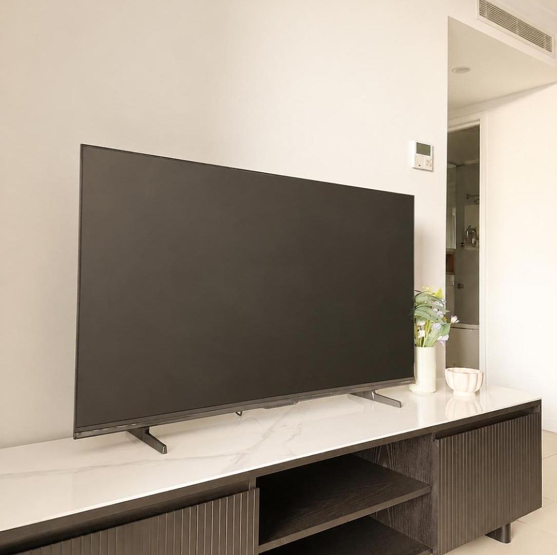 Apartment Stylish Designer With Rooftop, Balcony & Parking *