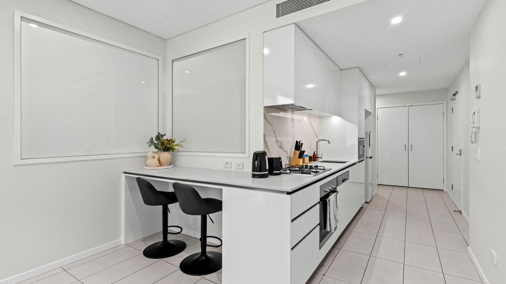 Southbank With Pool, Sauna & Parking Apartment