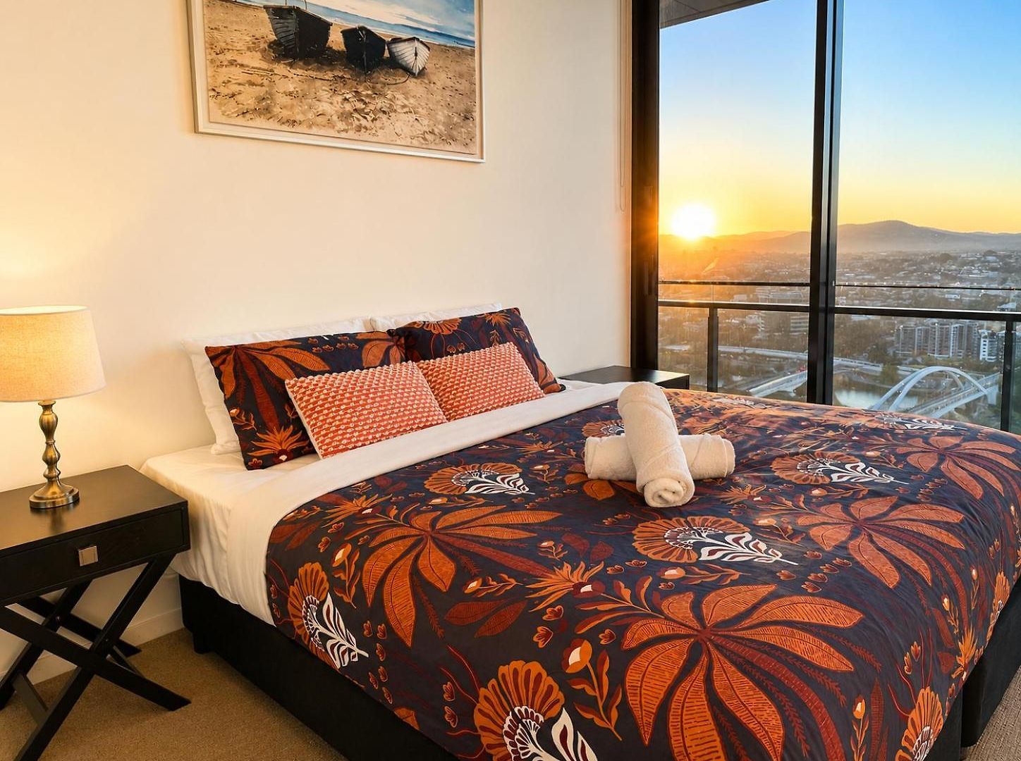 The Sunset Perch Panoramic River Escape Apartment *