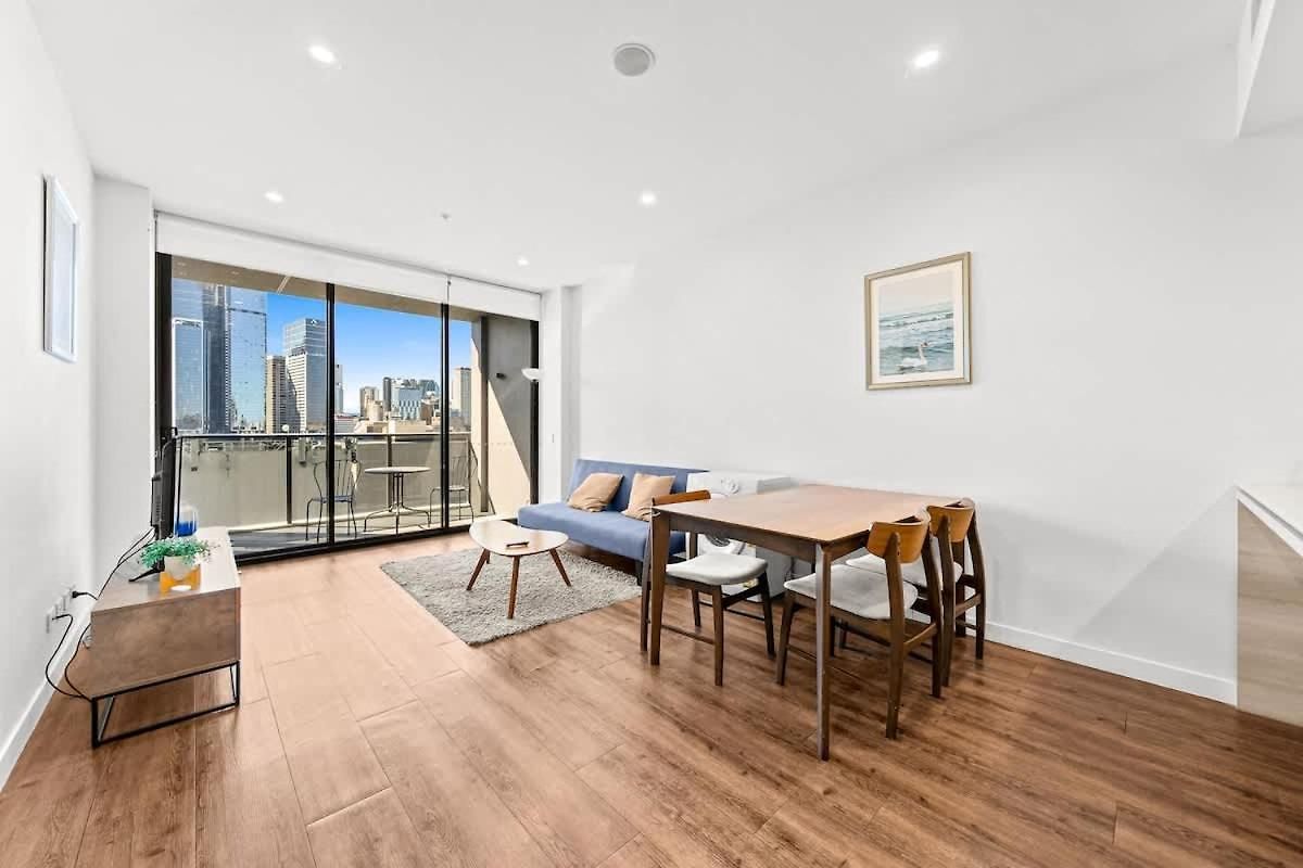 Apartment 9th Floor Retreat - River Views With Parking Brisbane