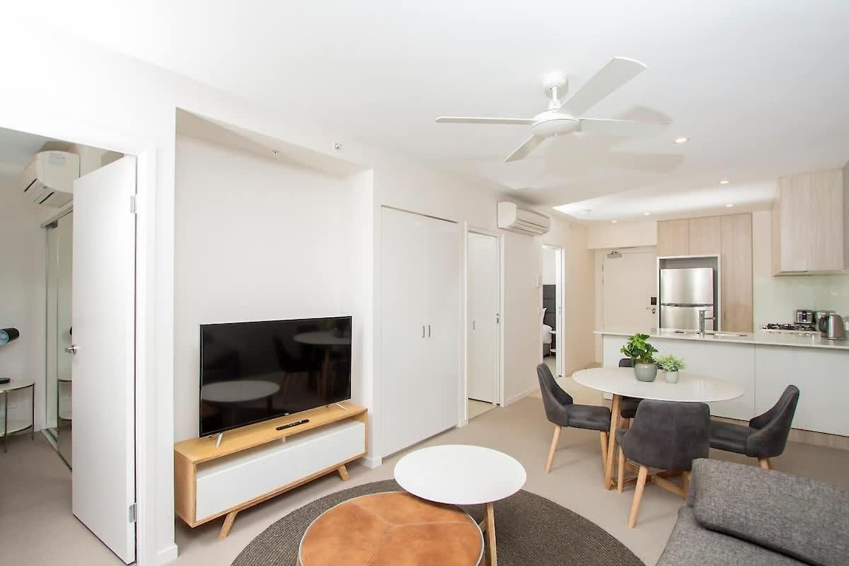 Apartment Elite Elegance 2br Hamilton With Parking Brisbane