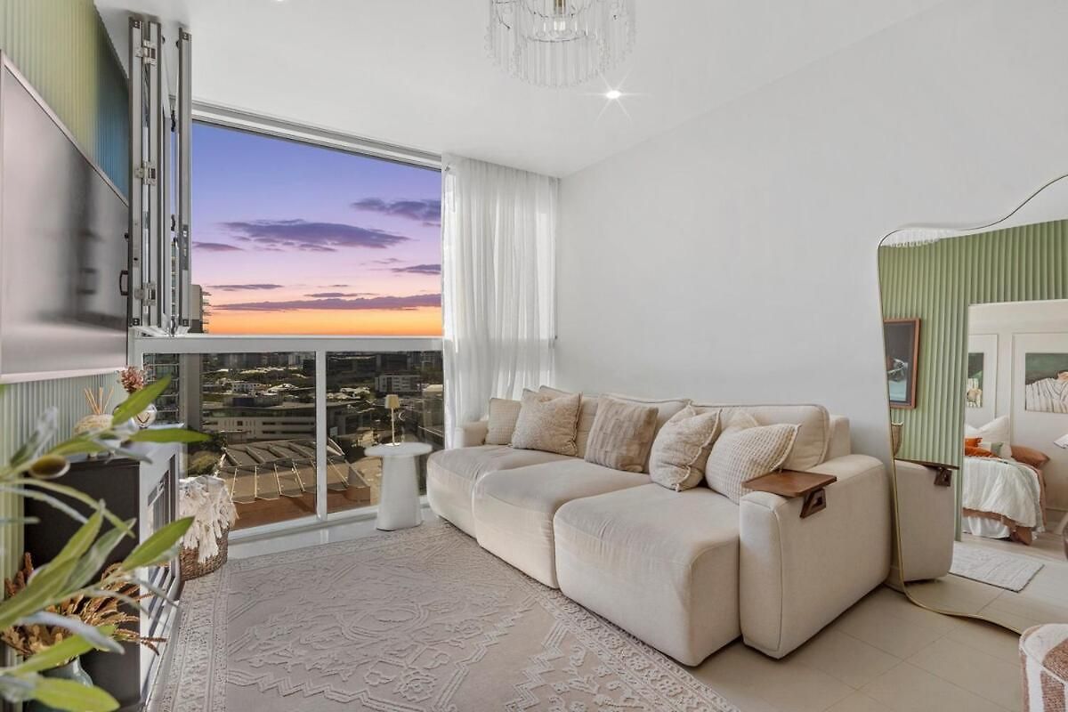 Luxurious Newstead With Views Brisbane