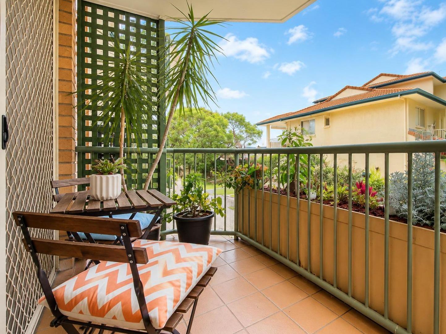 Mitre St Lucia * Brisbane