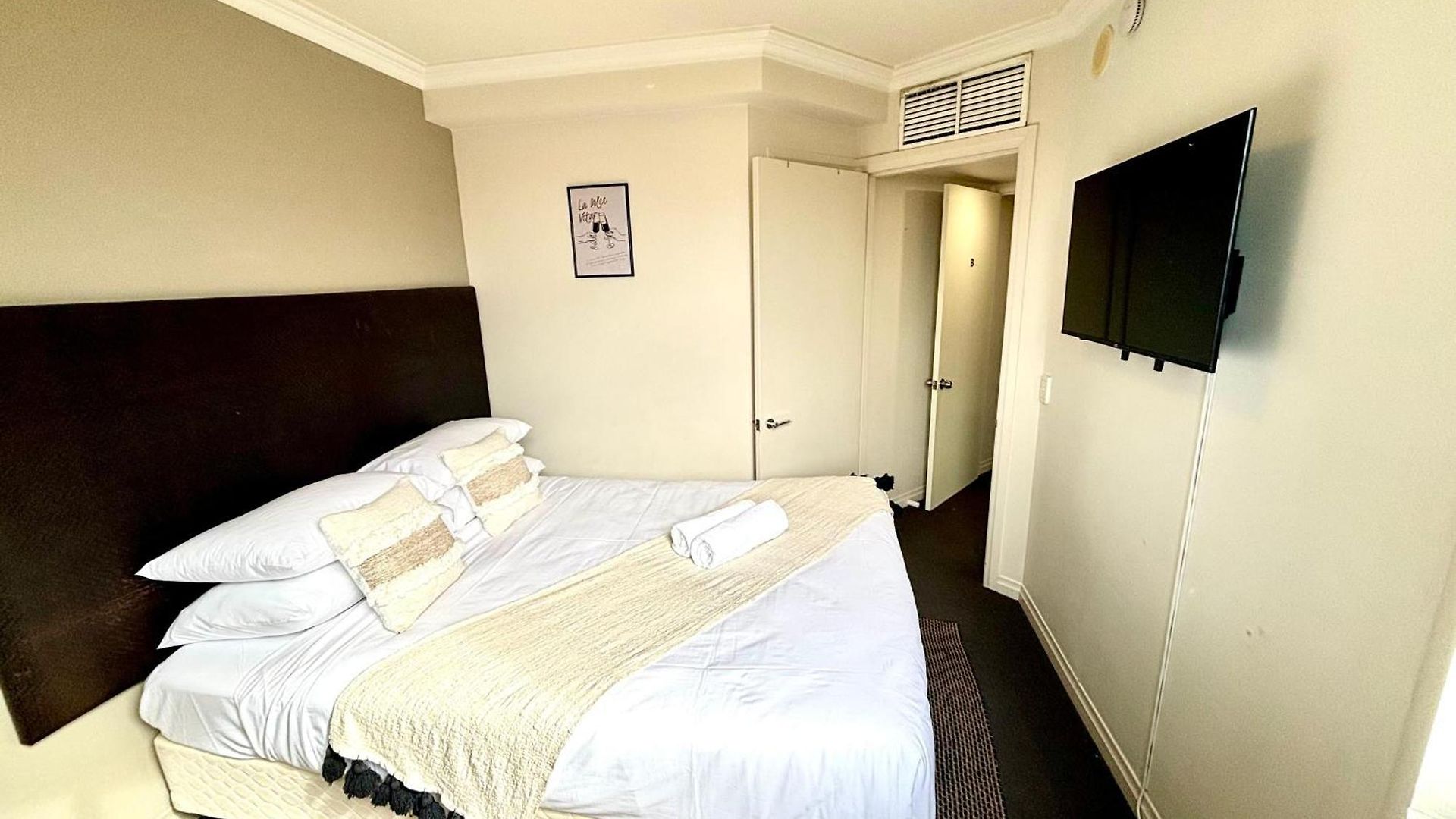Compact Cbd | Pool & Gym Access Brisbane