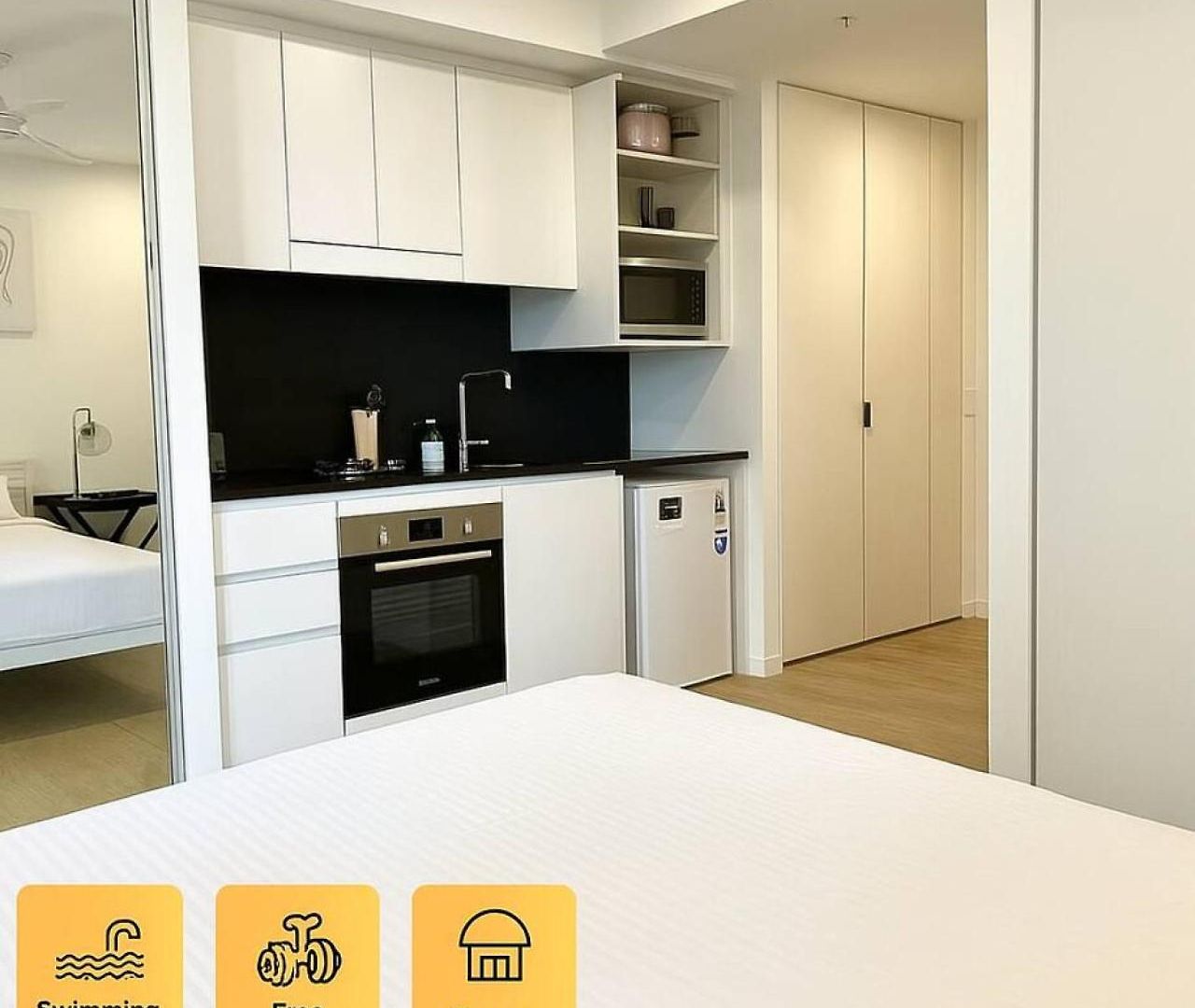 Modern W Pool, Gym, Views - South Brisbane
