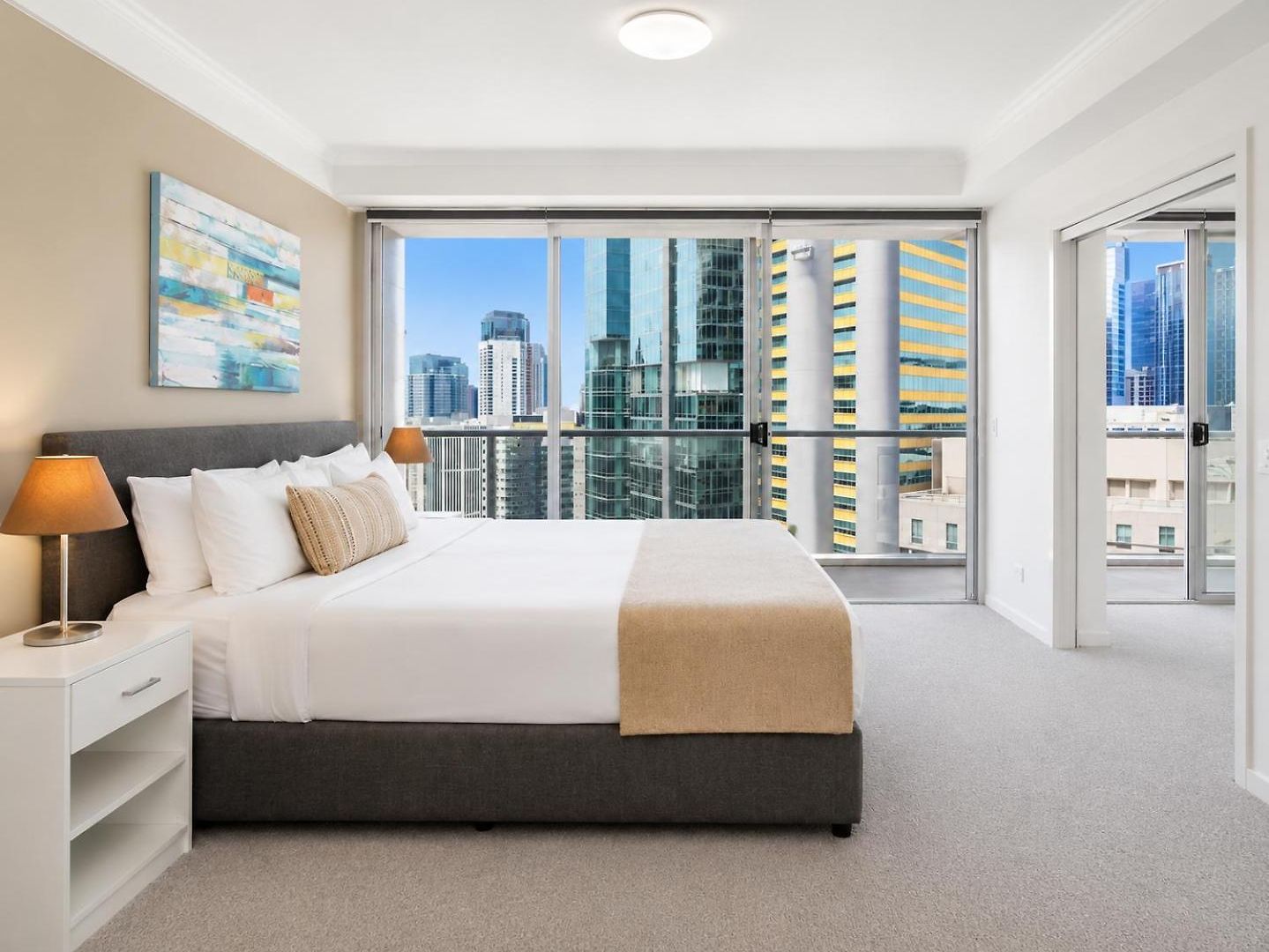 Cbd With Amenities * Brisbane